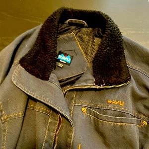 Kavu size medium Men’s Trucker jacket. Blue denim